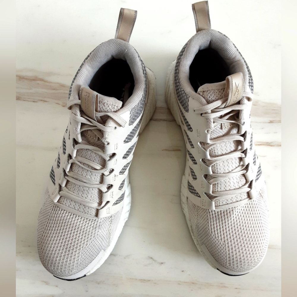 REEBOK Fusion Flexweave Women Work Composite Toe Athletic Sneaker - Sz 9.5 RB342